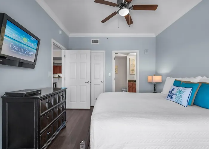 Apartment 18th Floor! Indooroutdoor Pools Free Daily Activities Service *