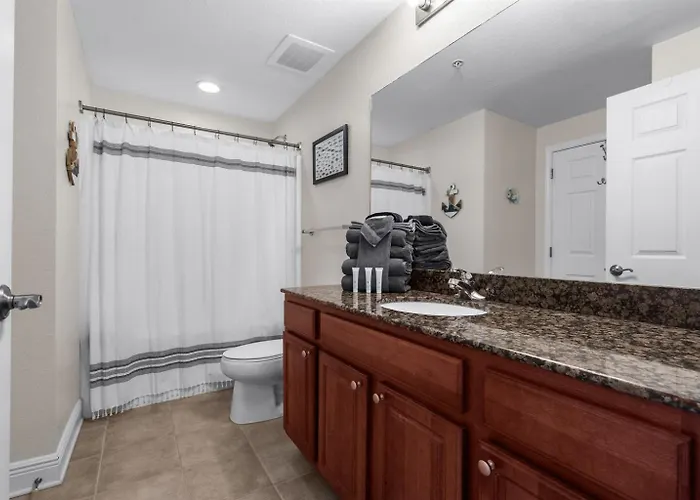 18th Floor! Indooroutdoor Pools Free Daily Activities Service * Gulf Shores