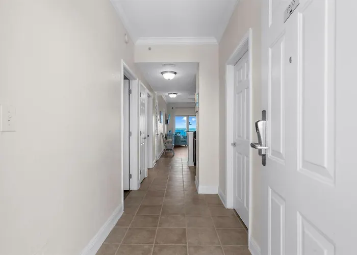 18th Floor! Indooroutdoor Pools Free Daily Activities Service Apartment