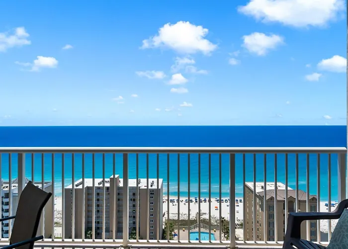 Apartment 18th Floor! Indooroutdoor Pools Free Daily Activities Service