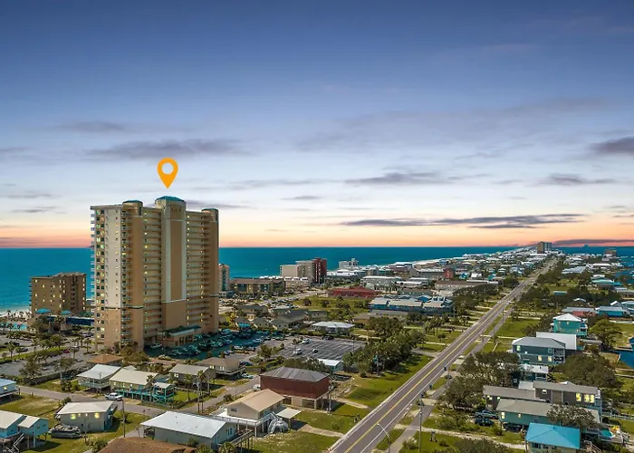 Apartment 18th Floor! Indooroutdoor Pools Free Daily Activities Service