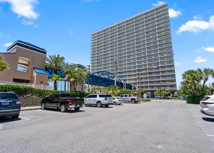 18th Floor! Indooroutdoor Pools Free Daily Activities Service